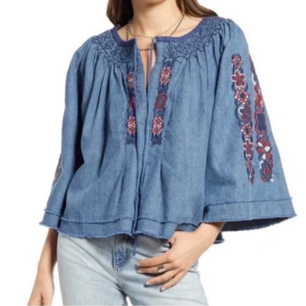 ✨Free People Sun Valley Chambray Top✨